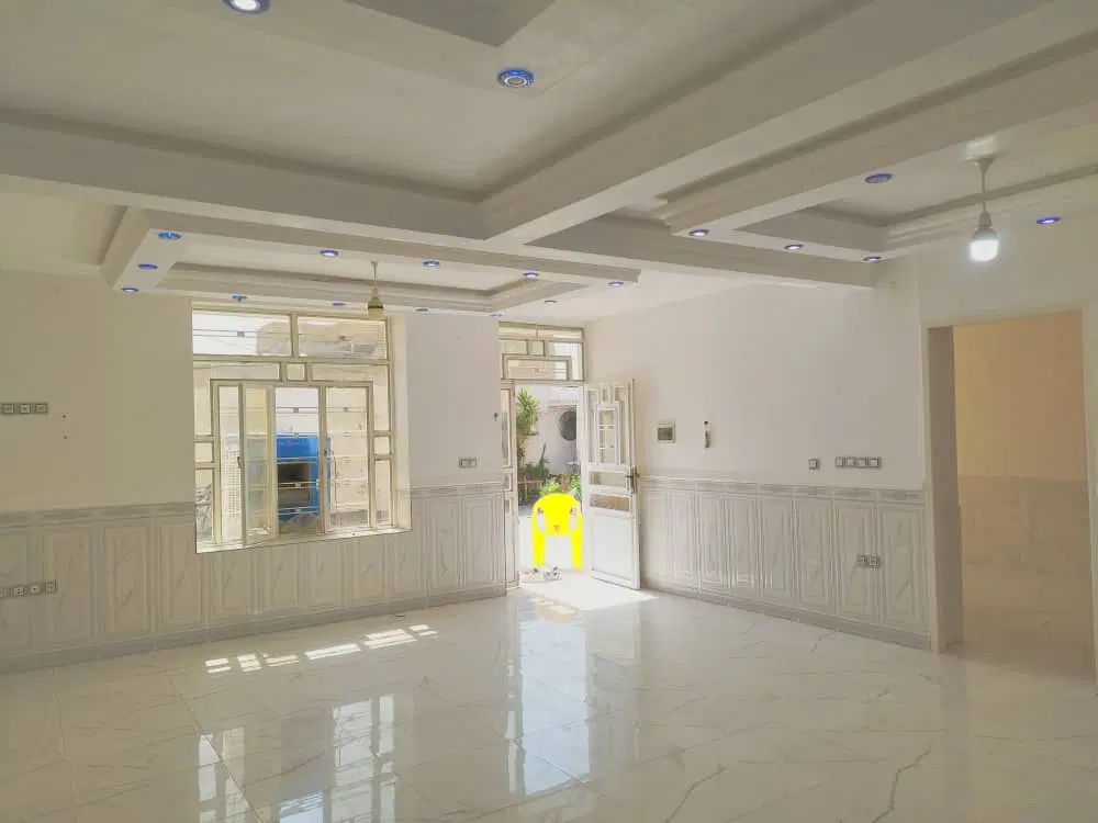 نیازمند اجاره یک اتاق و همخانه شدن با خانم مسن