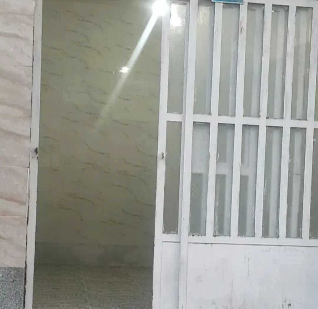 مغازه ۱۸ متری در شهرک مهدی آباد