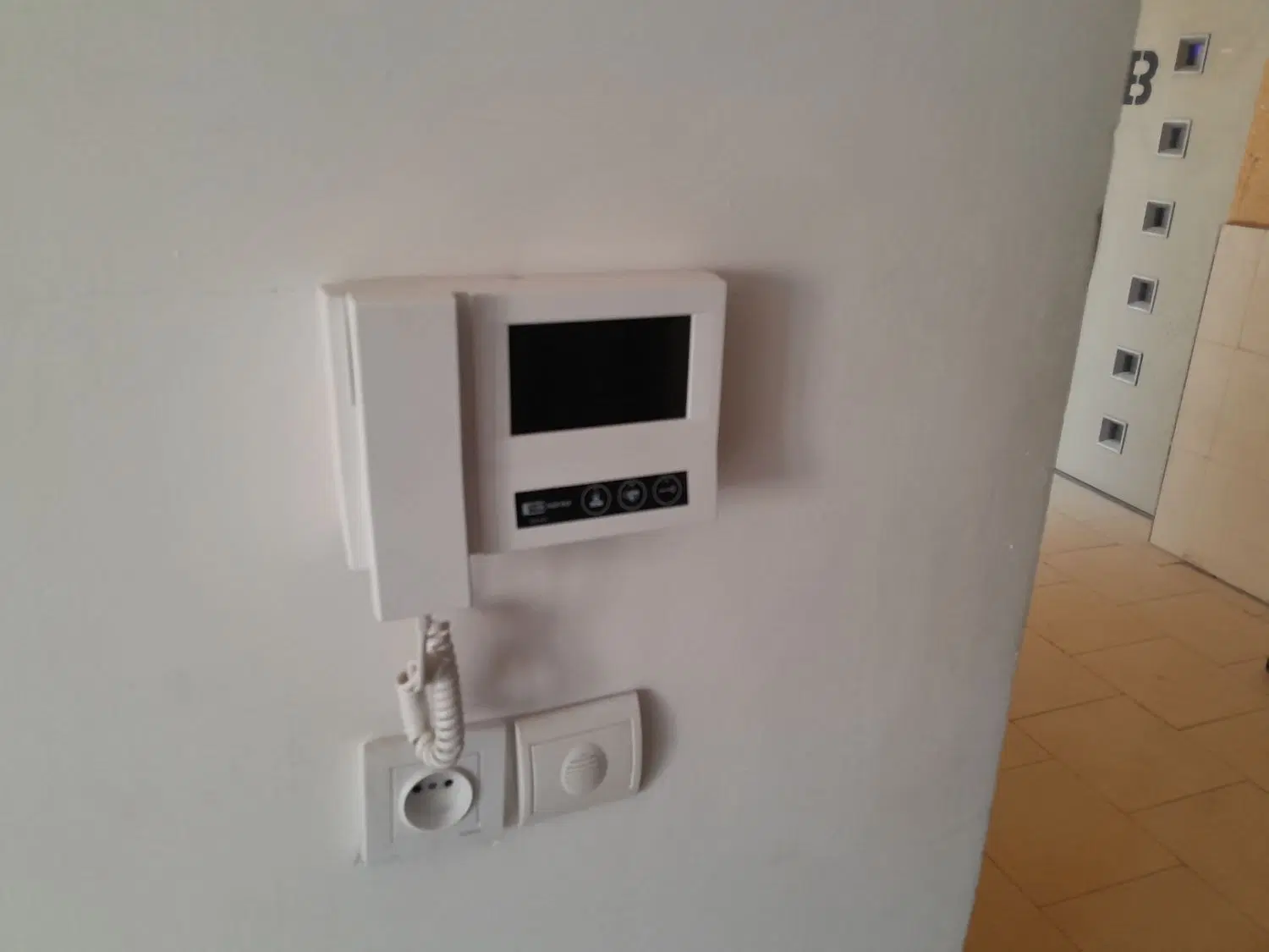 فروش آپارتمان ۷۵ متری پردیسان ۱۰ طبقه ۴