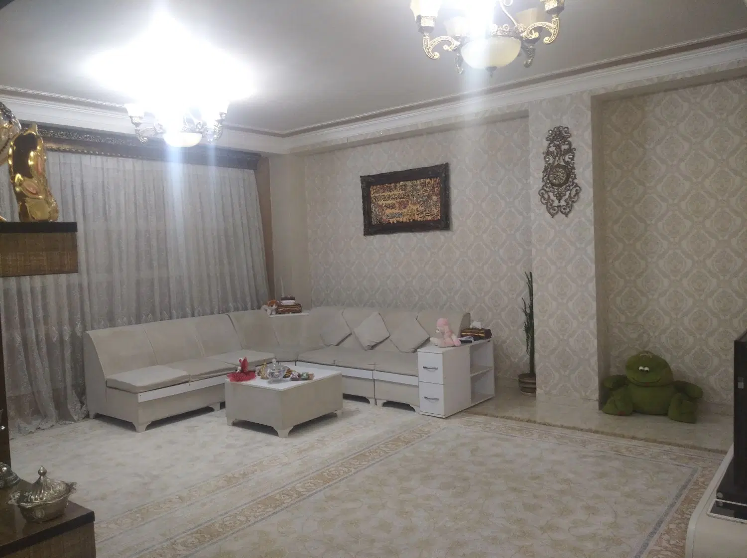 اجاره یک واحد مسکونی دو خوابه
