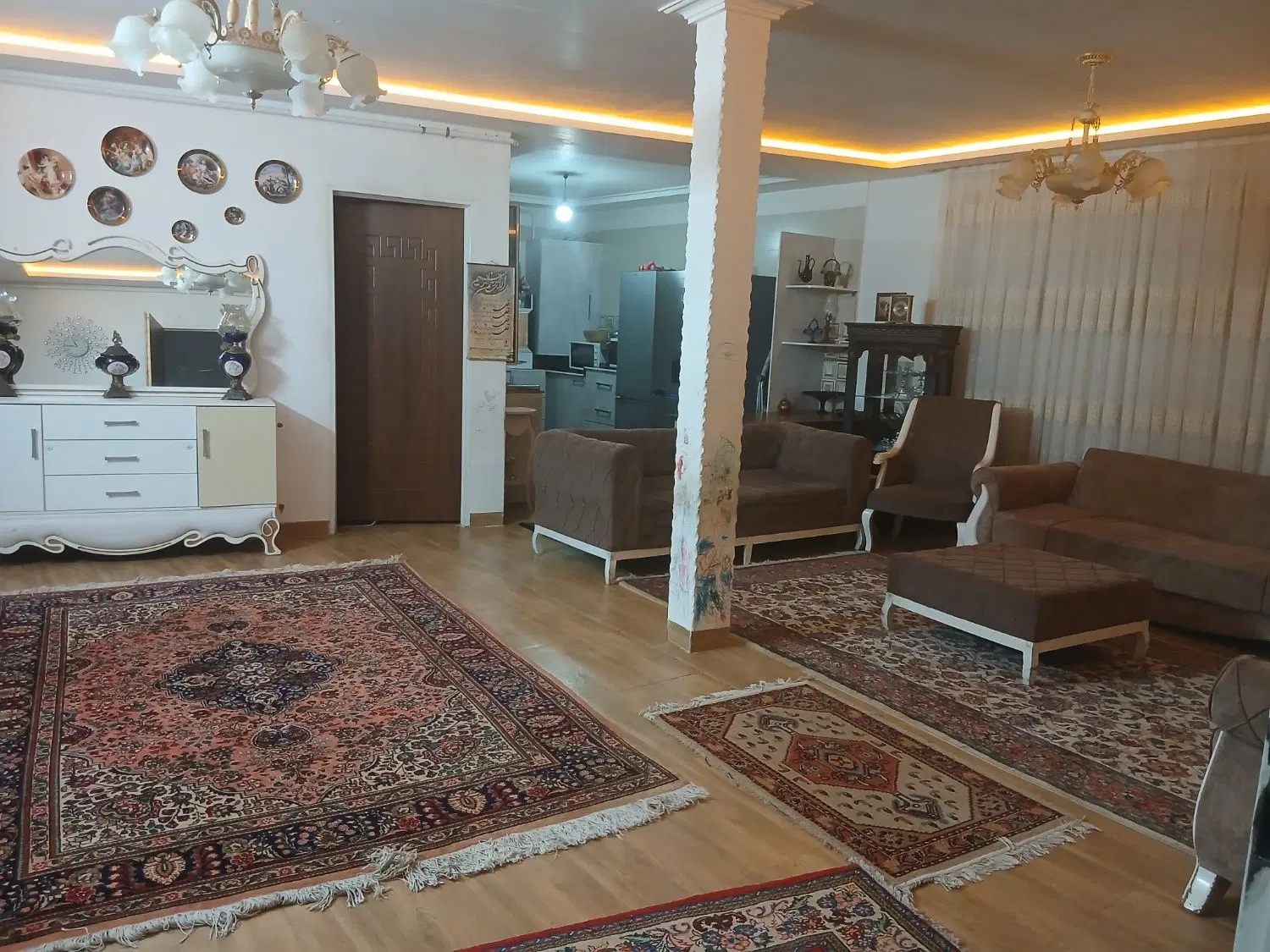 دربستی یه طبقه و نیم باسویت شهرک بهشتی مزداگینه