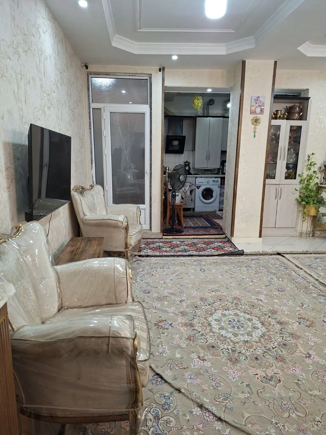 واحد ۶۲ متری فروشی خوش نقشه و دنج فول امکانات