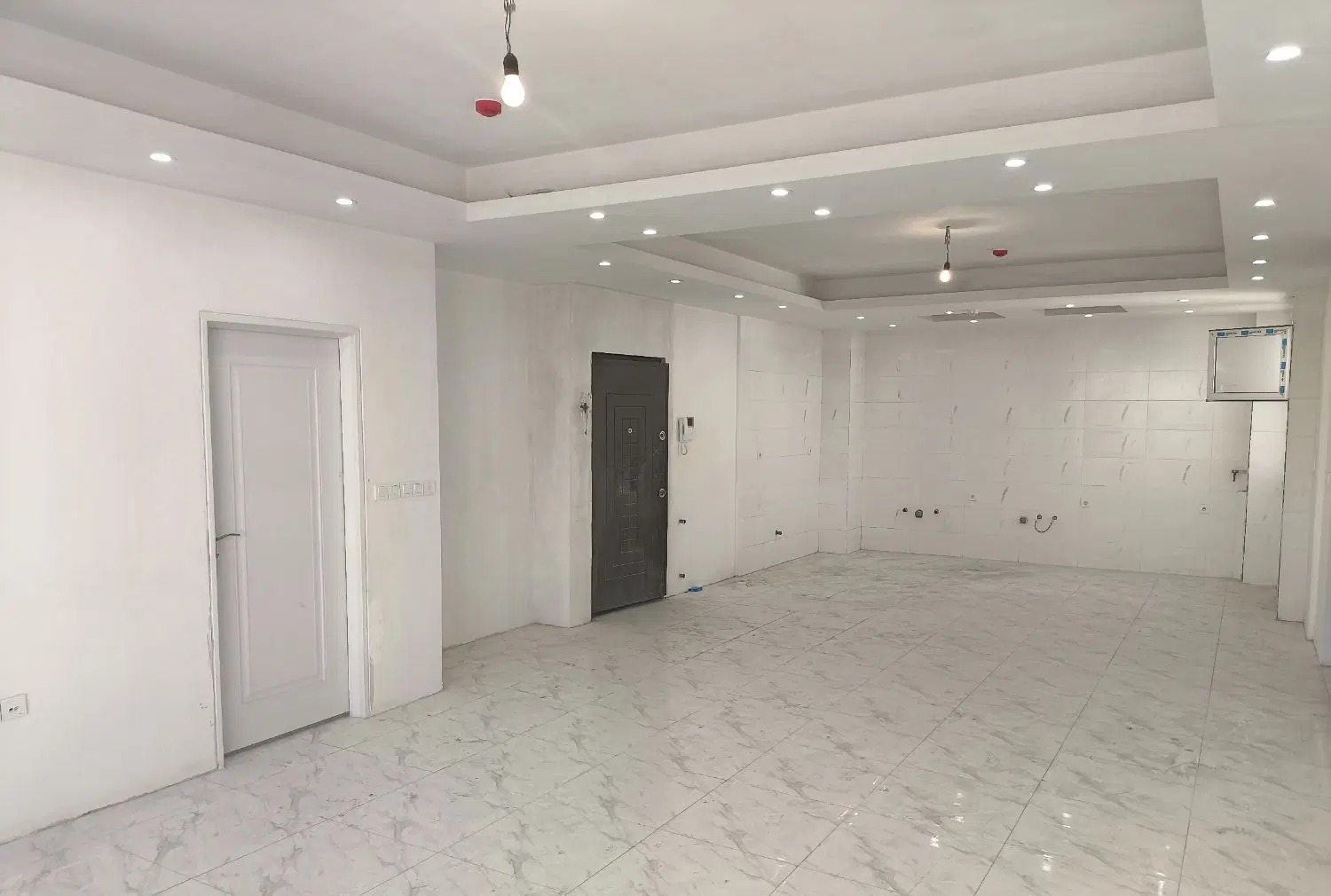 آپارتمان ۱۰۰ متری نوساز
