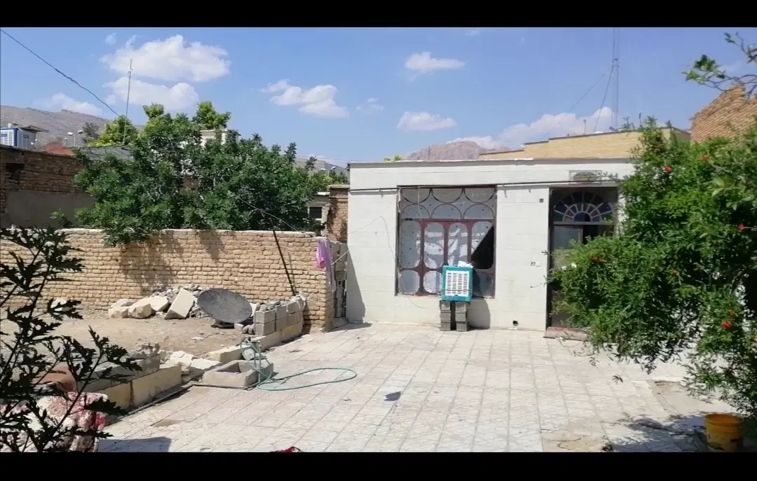 منزل ویلایی 550 متری استهبان