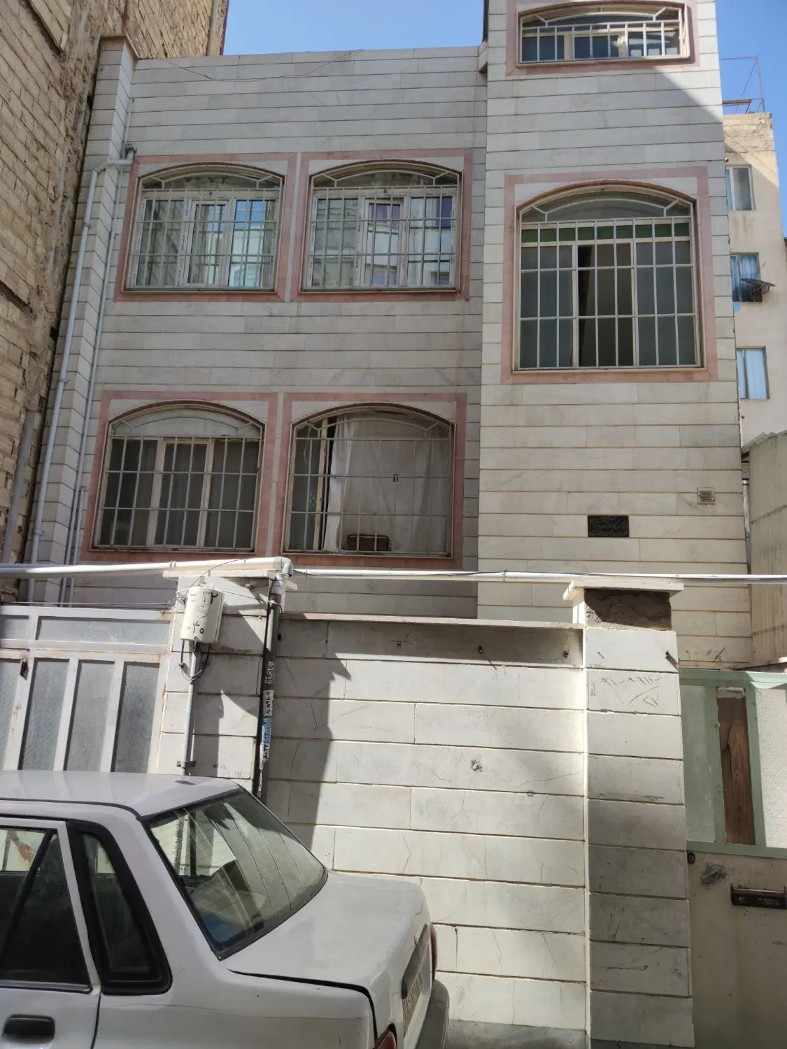 اجاره مسکونی 100 متر فقط خانوم مجرد