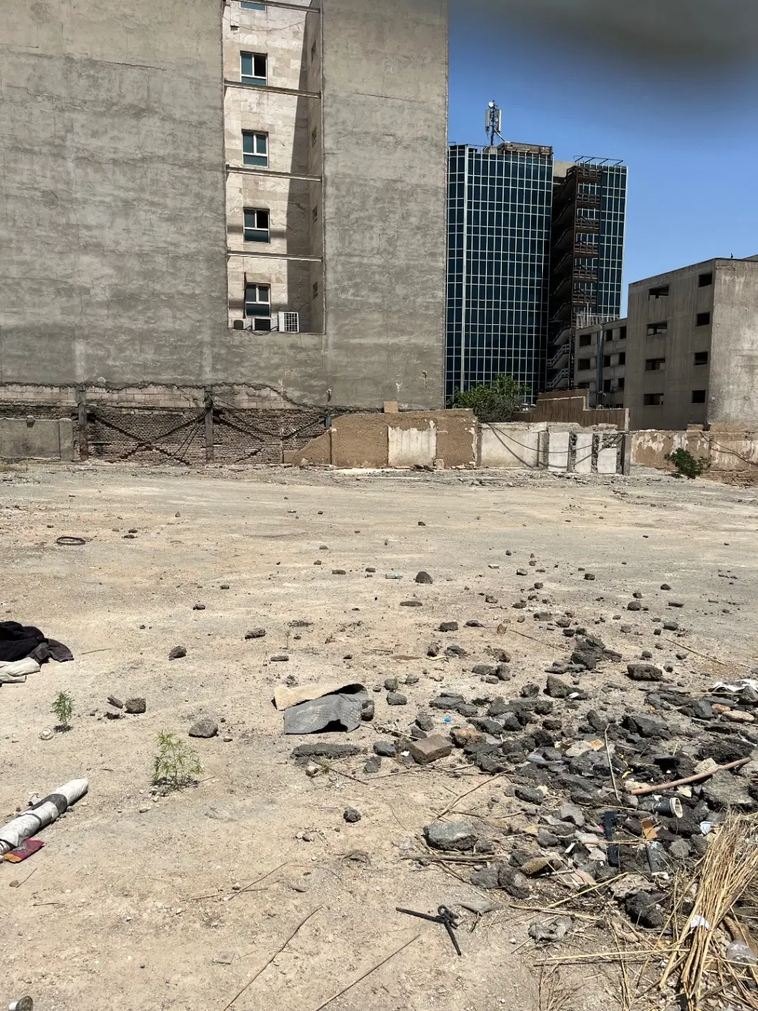 فروش هفت هزار متر زمین چهاردیواری