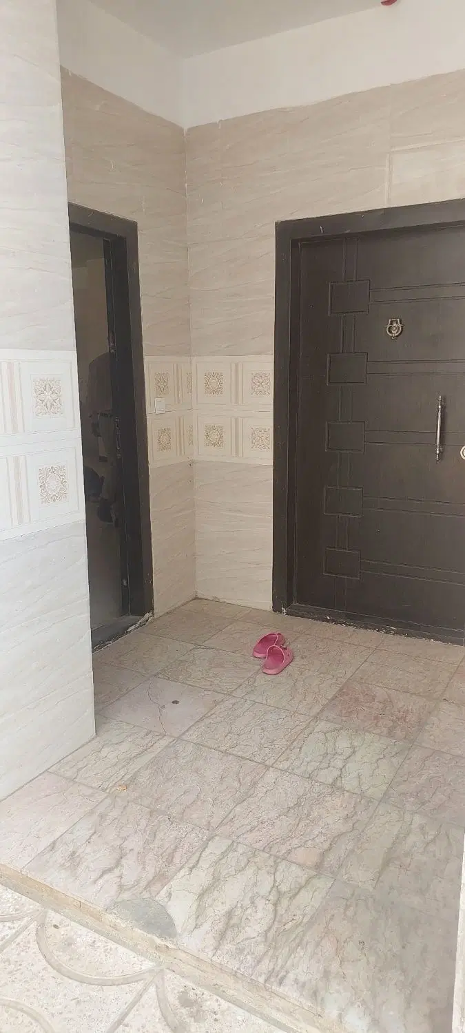 آپارتمان همکف ۱۴۲ متر