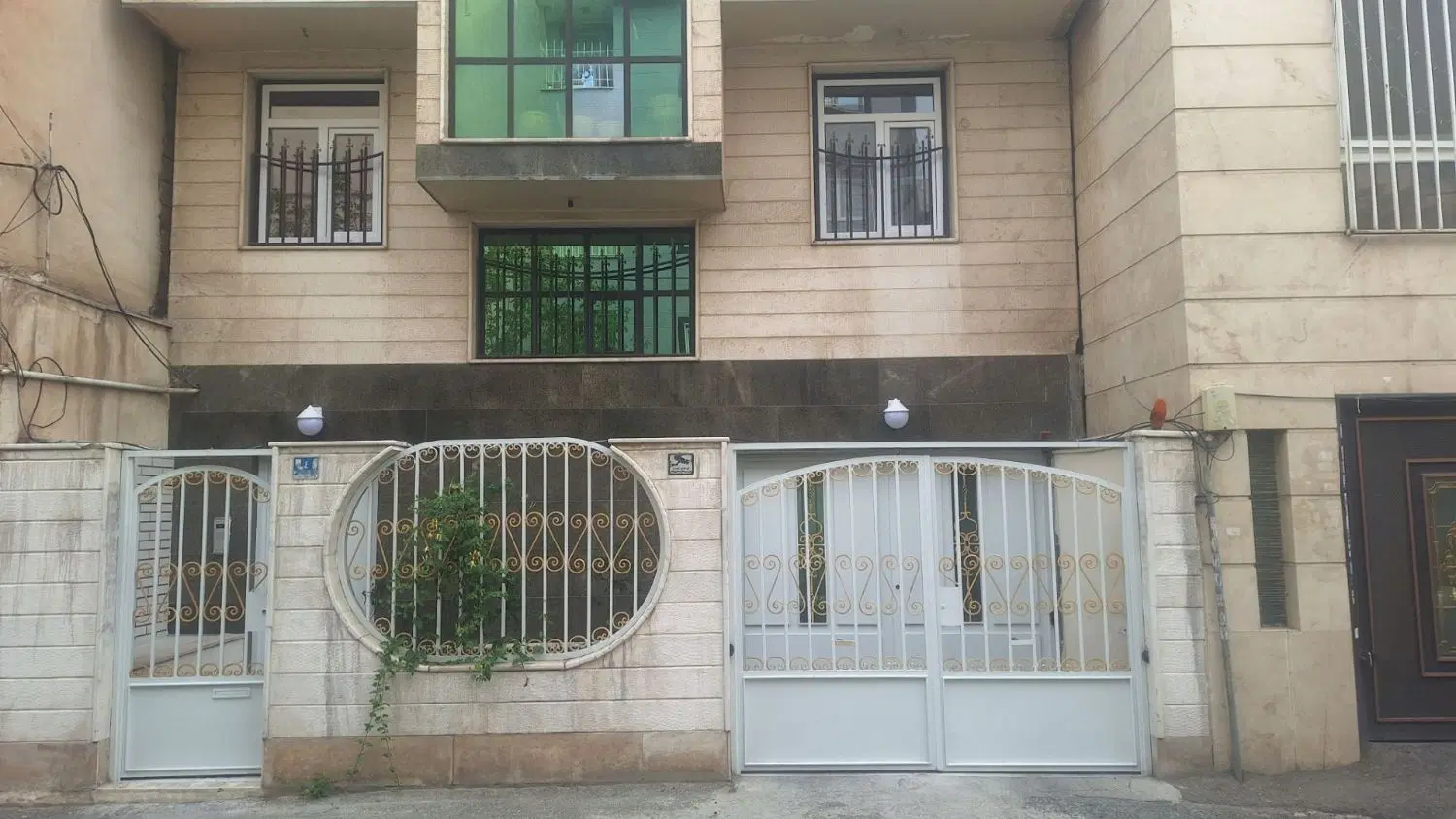 فروش خانه گلنگی و ویلایی