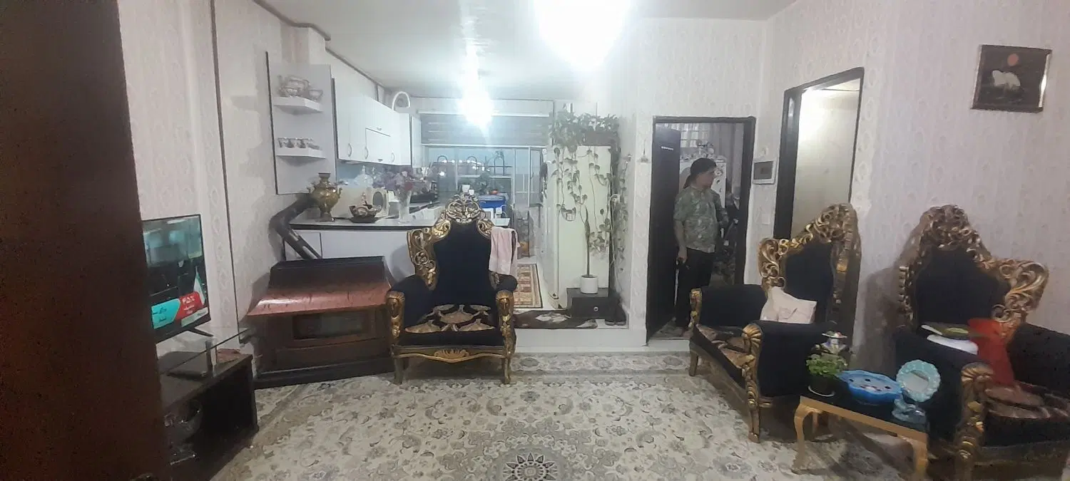 55 متری خوش نقشه آزاده طبقه اول