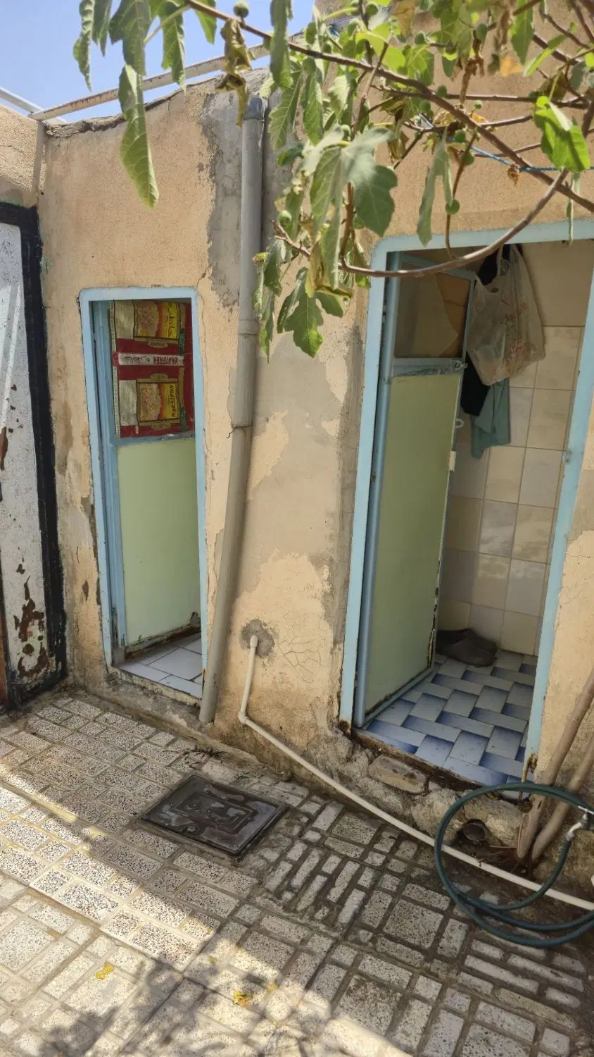 خانه دربست حیاط دار