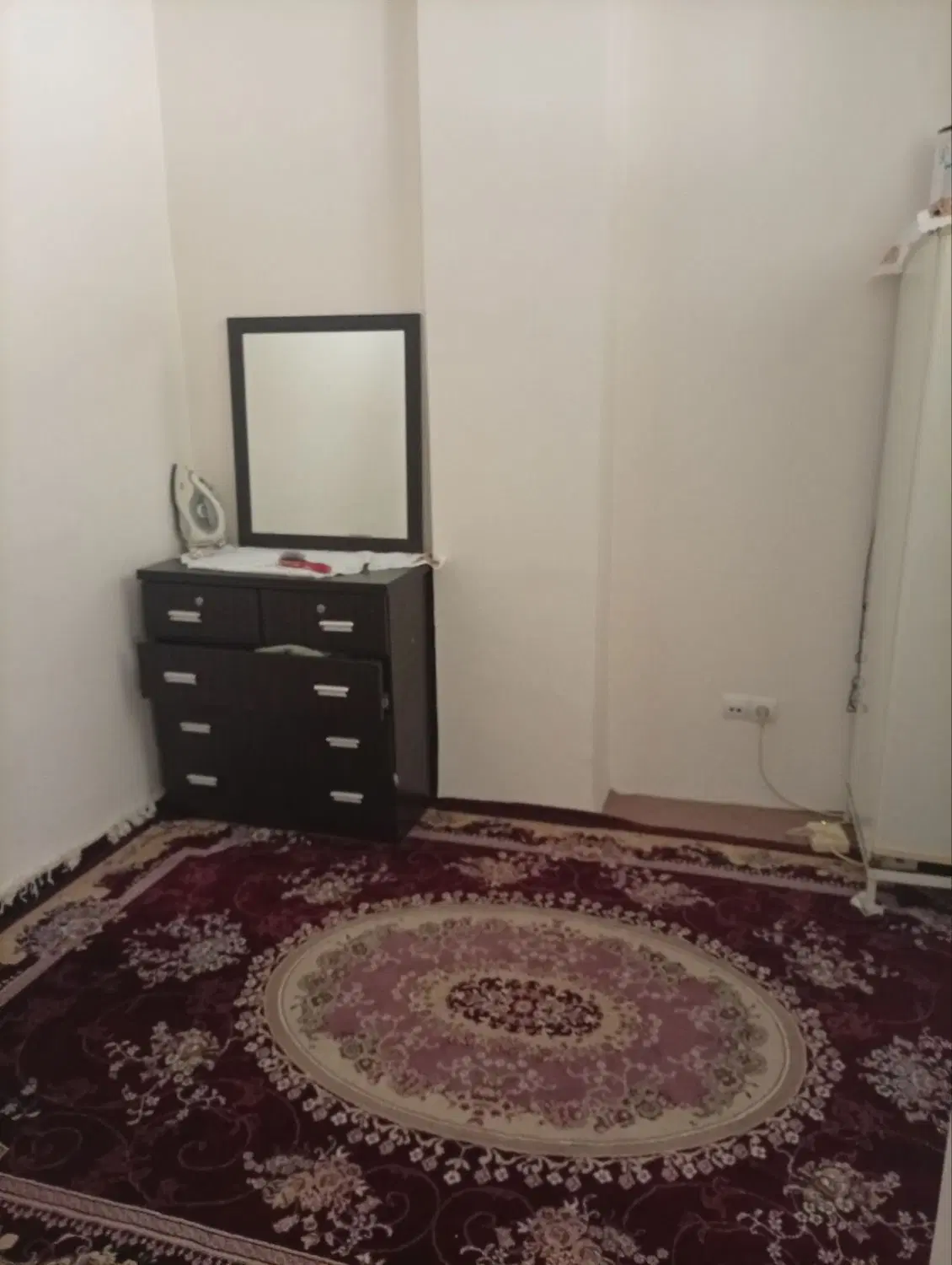 یک واحد آپارتمان  مسکن مهر