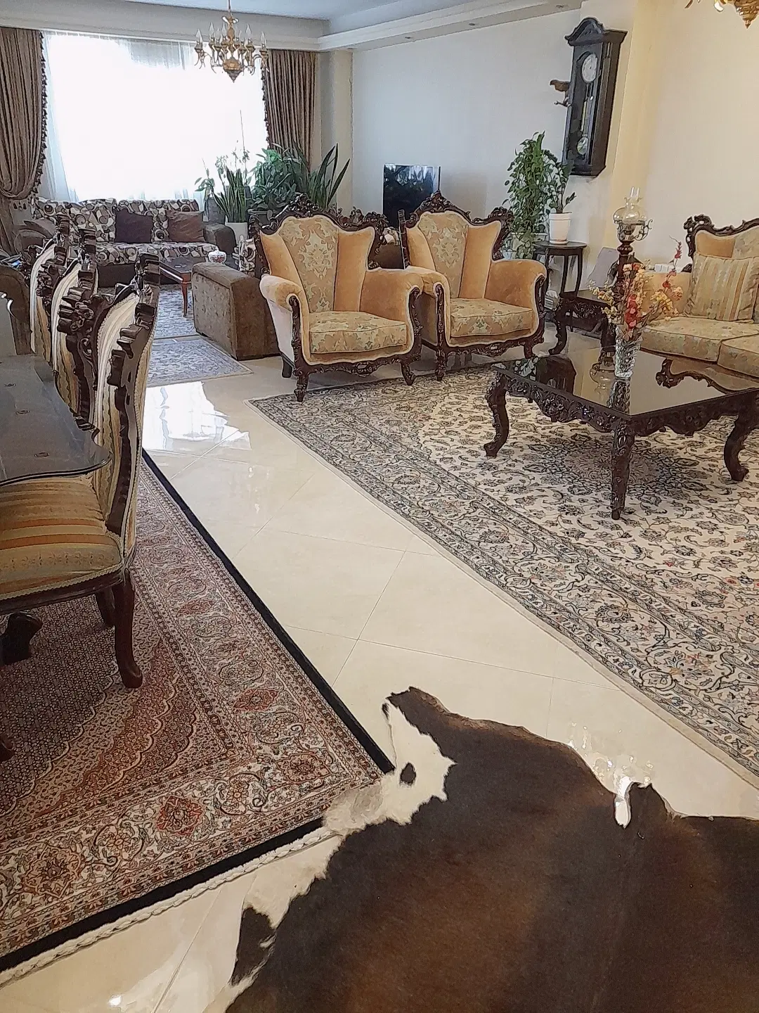 اپارتمان ۱۴۷ متری تکواحدی