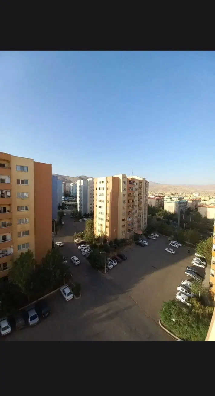 فاز ۳ گلستان ۸۰ متری تخلیه کلید مالک هستم