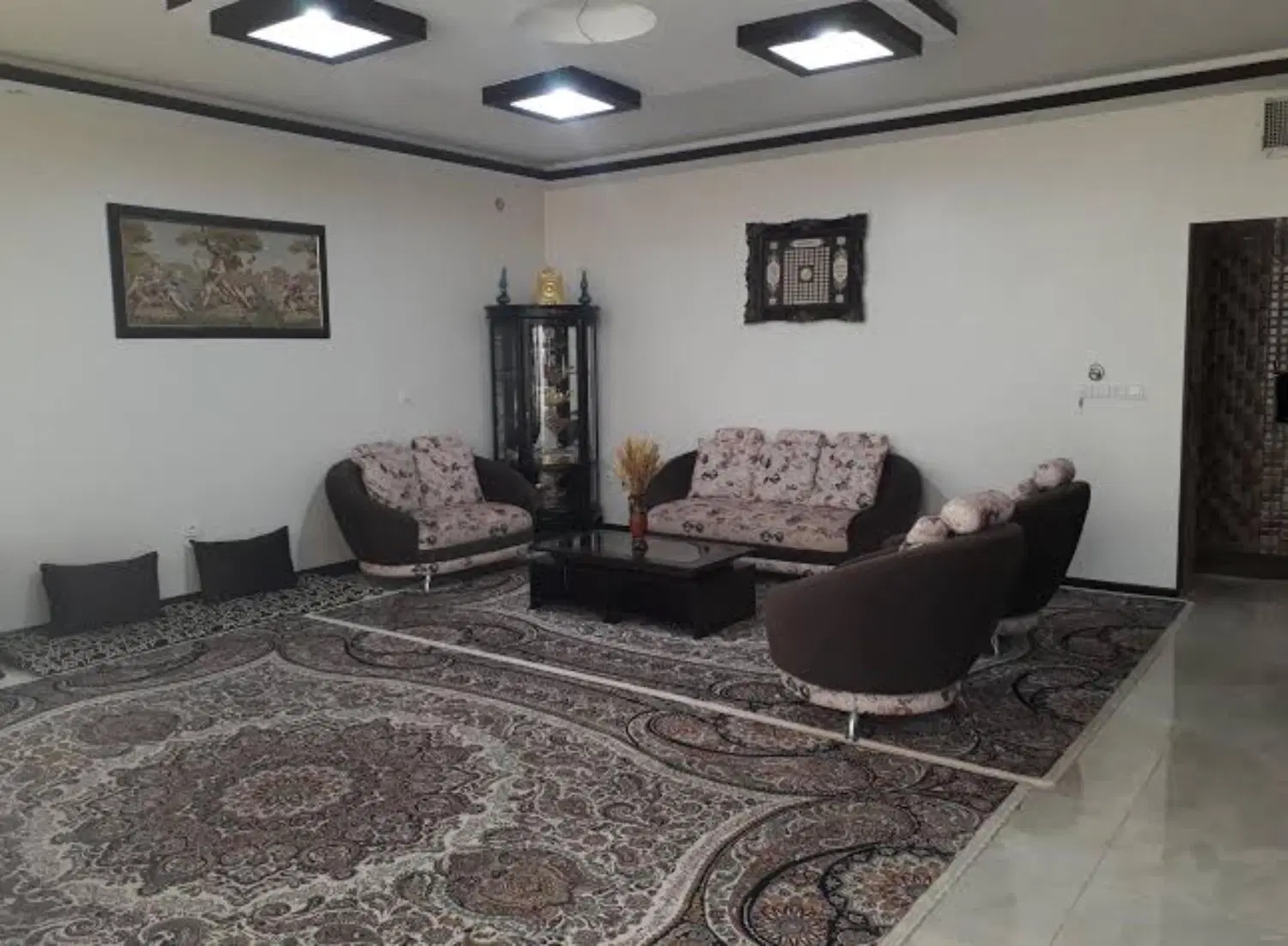 50 متر 1 خوابه 24 ساله طبقه اول رشید تهرانپارس