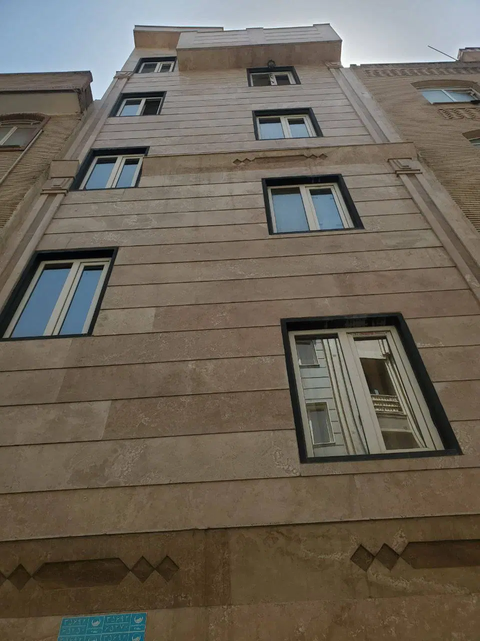 ۴۰متری تک واحدی پارکینگ دار (پاسدارگمنام)