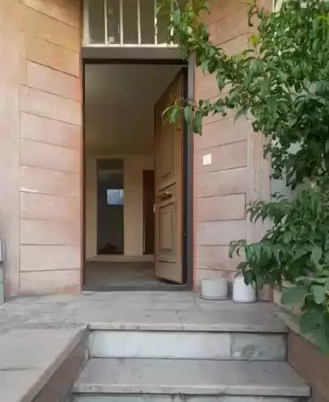 خانه ویلایی مناسب برای انبار و کارگاه