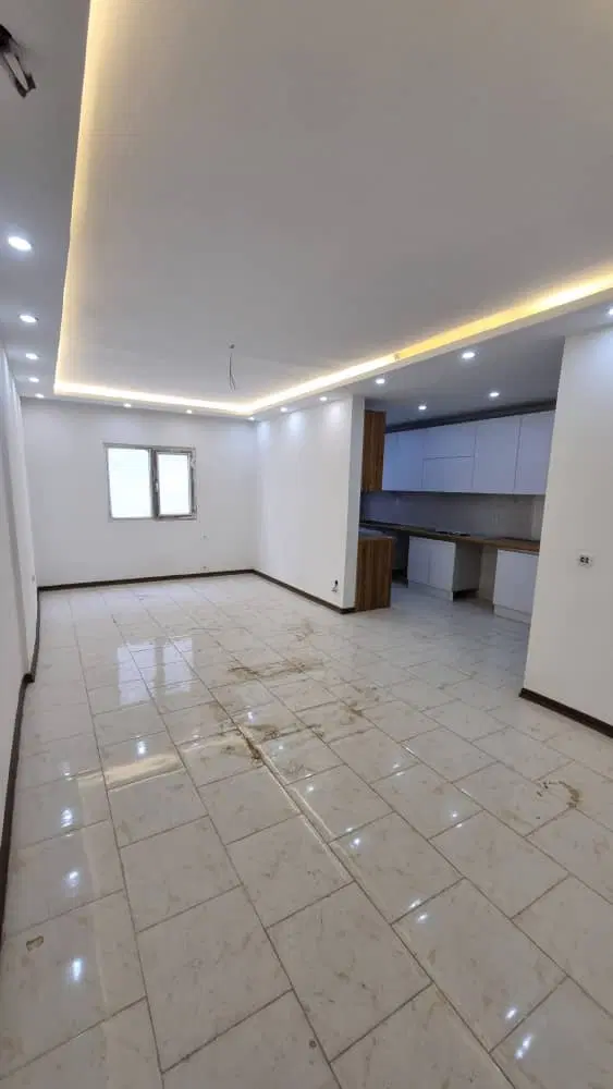 فاز 11 زون 2 طبقه اول عرصه تسویه فول لاکچری