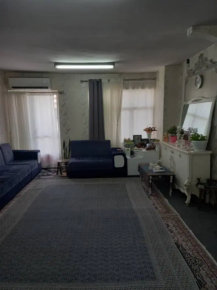 ۲۰۰متر خانه ویلایی سند تک برگ ششدانگ