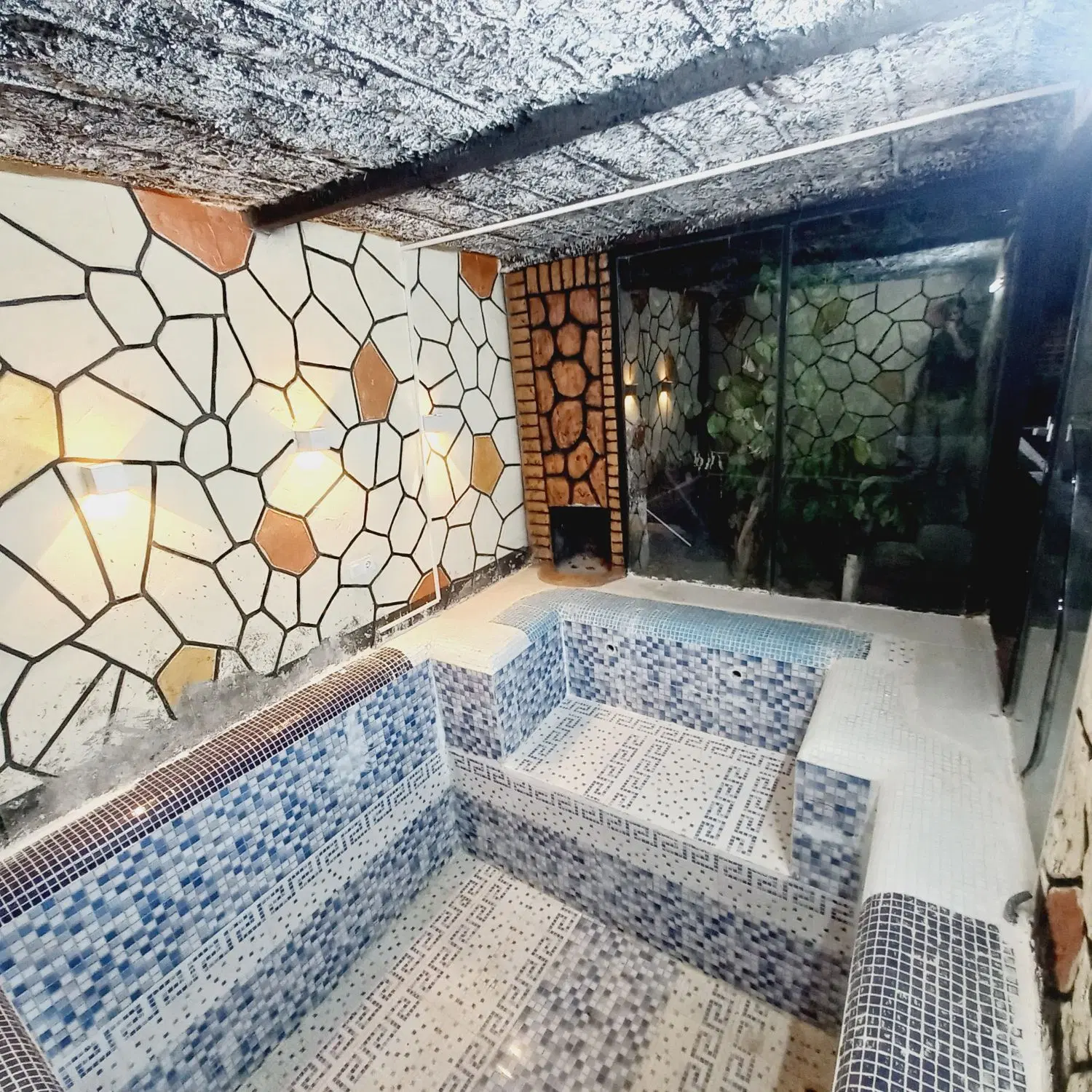 ویلا باغ ۶۰۰ متر