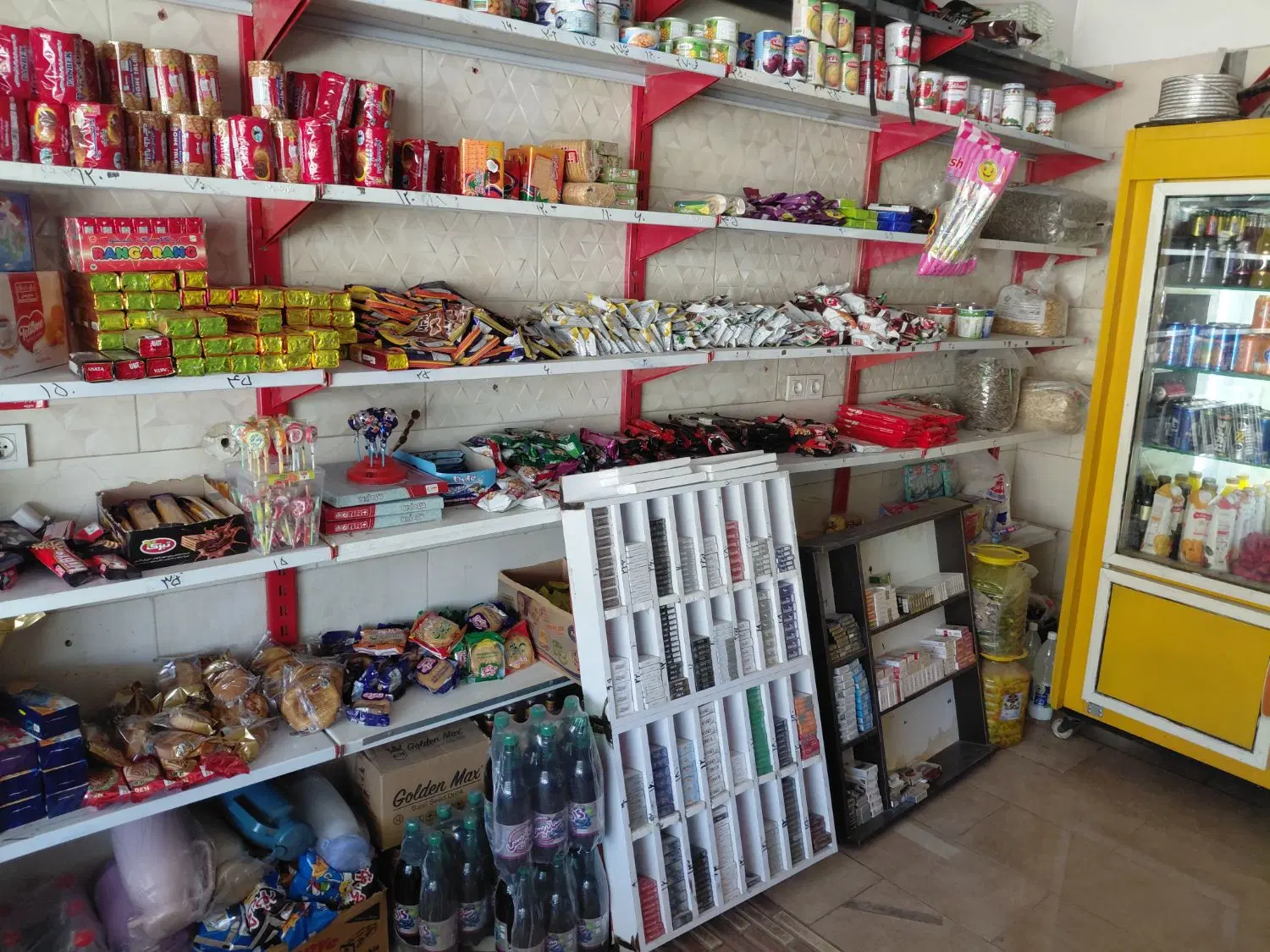 واگذاری سوپر مارکت در صادق اباد