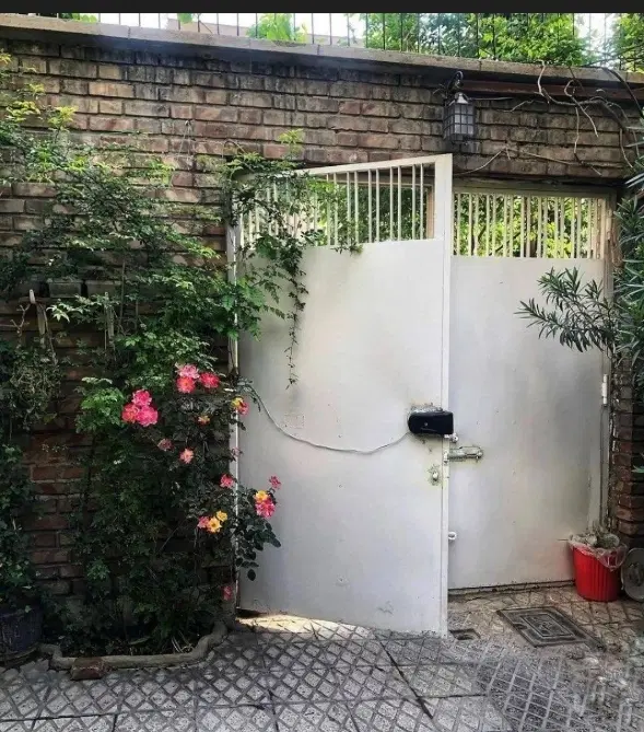 فروش منزل ویلایی قدیمی ساز