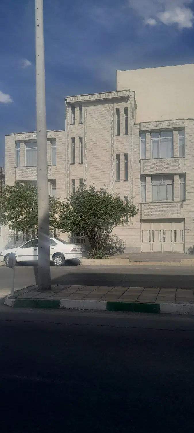اجاره آپارتمان طبقه همکف شهرک توحید