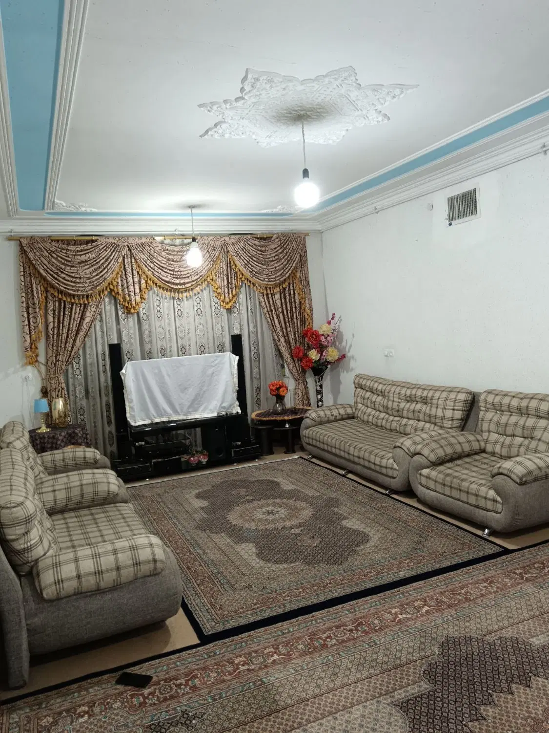 آپارتمان دوخواب طبقه 2_روی 60متری_ مدارک تکمیل
