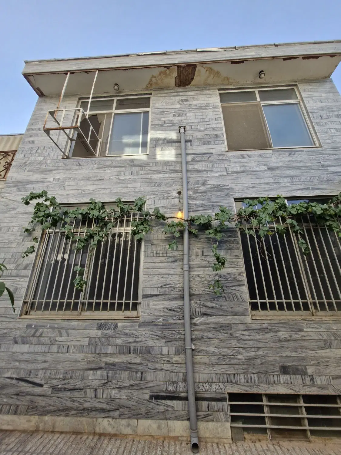 فروش ملک ویلایی۲۴۰متری ملاصدرا
