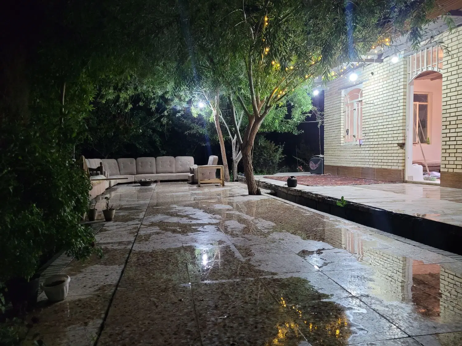 باغ آقای رهنما