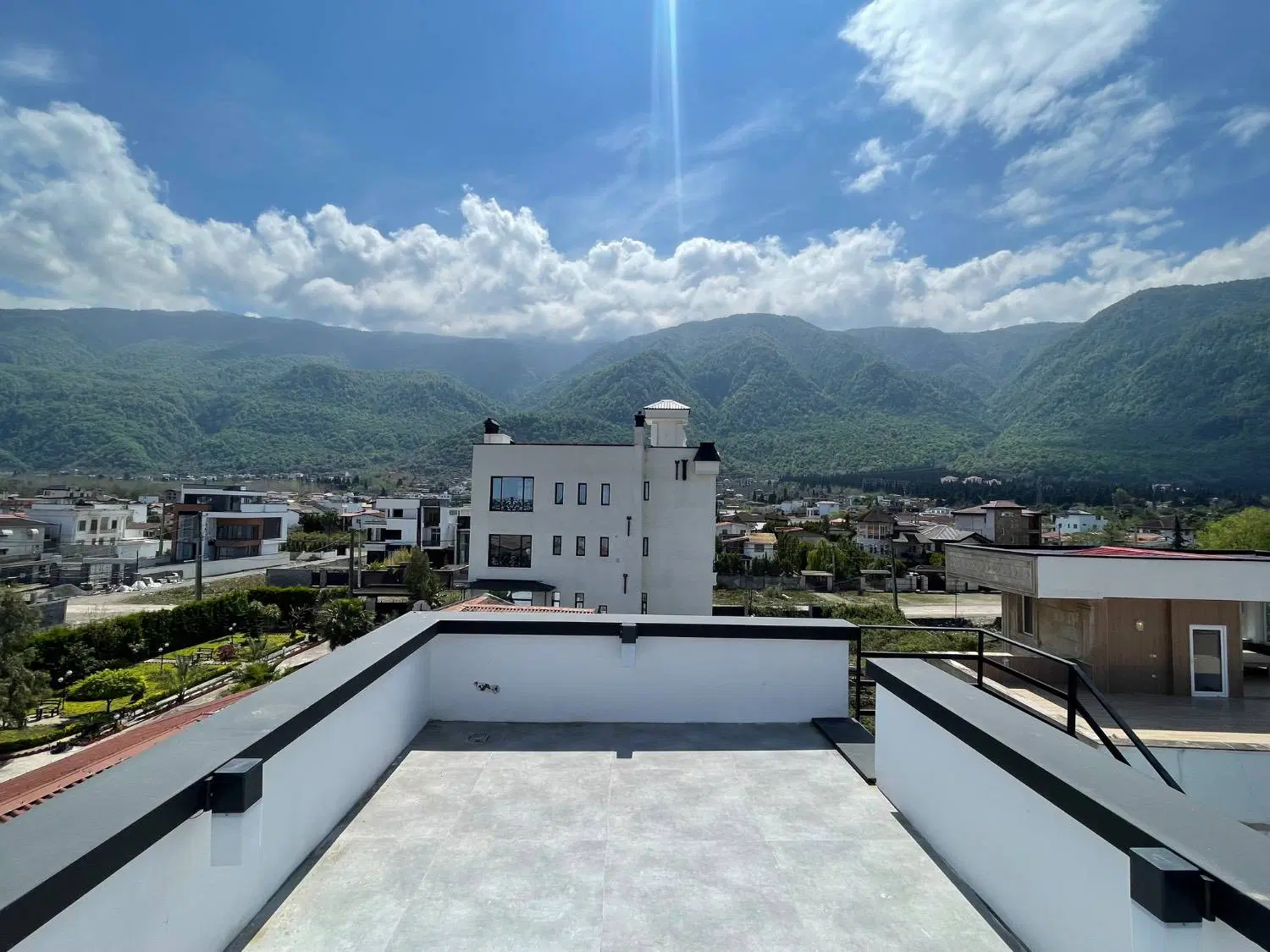 ویلا دوبلکس ۲۷۰متر سند تک‌برگ