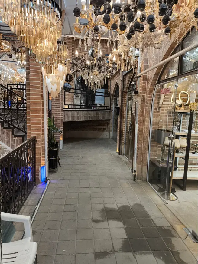 اجاره مغازه ۲۴ متری پاساژ باباطاهر