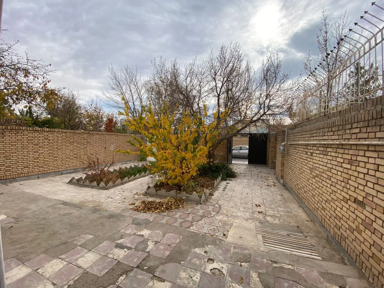 ویلایی در بهار