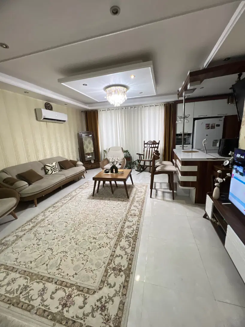 آپارتمان ۱۰۰ متری