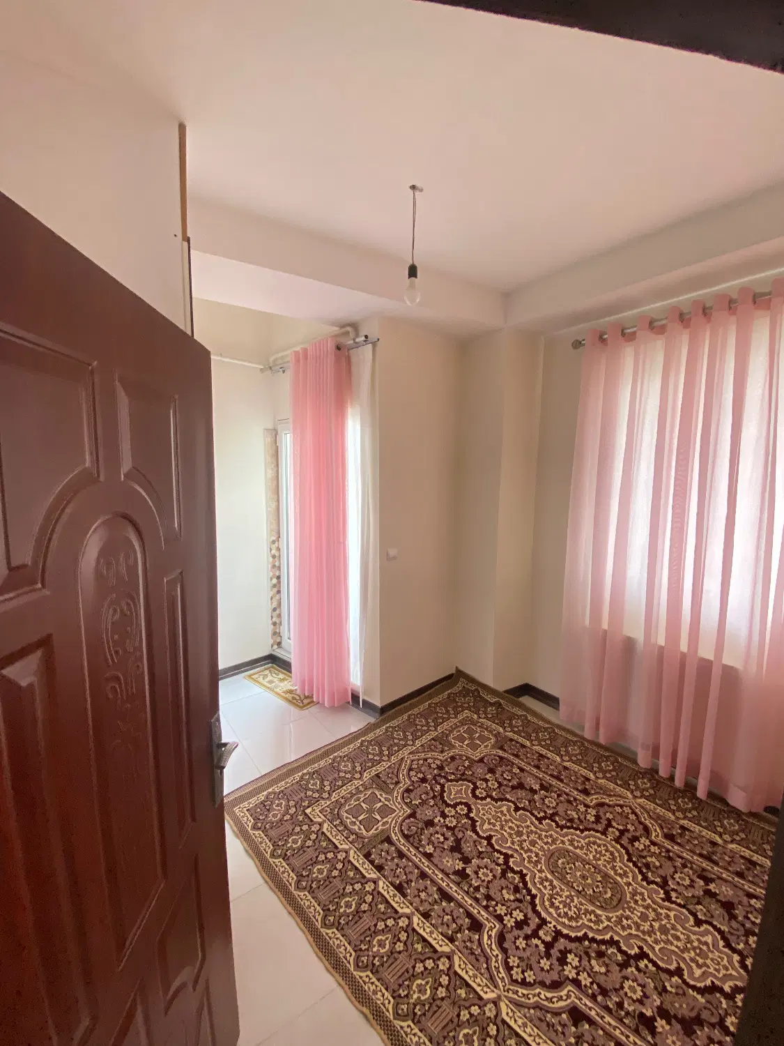 اجاره واحد ۷۵ متری نوساز مهرگان