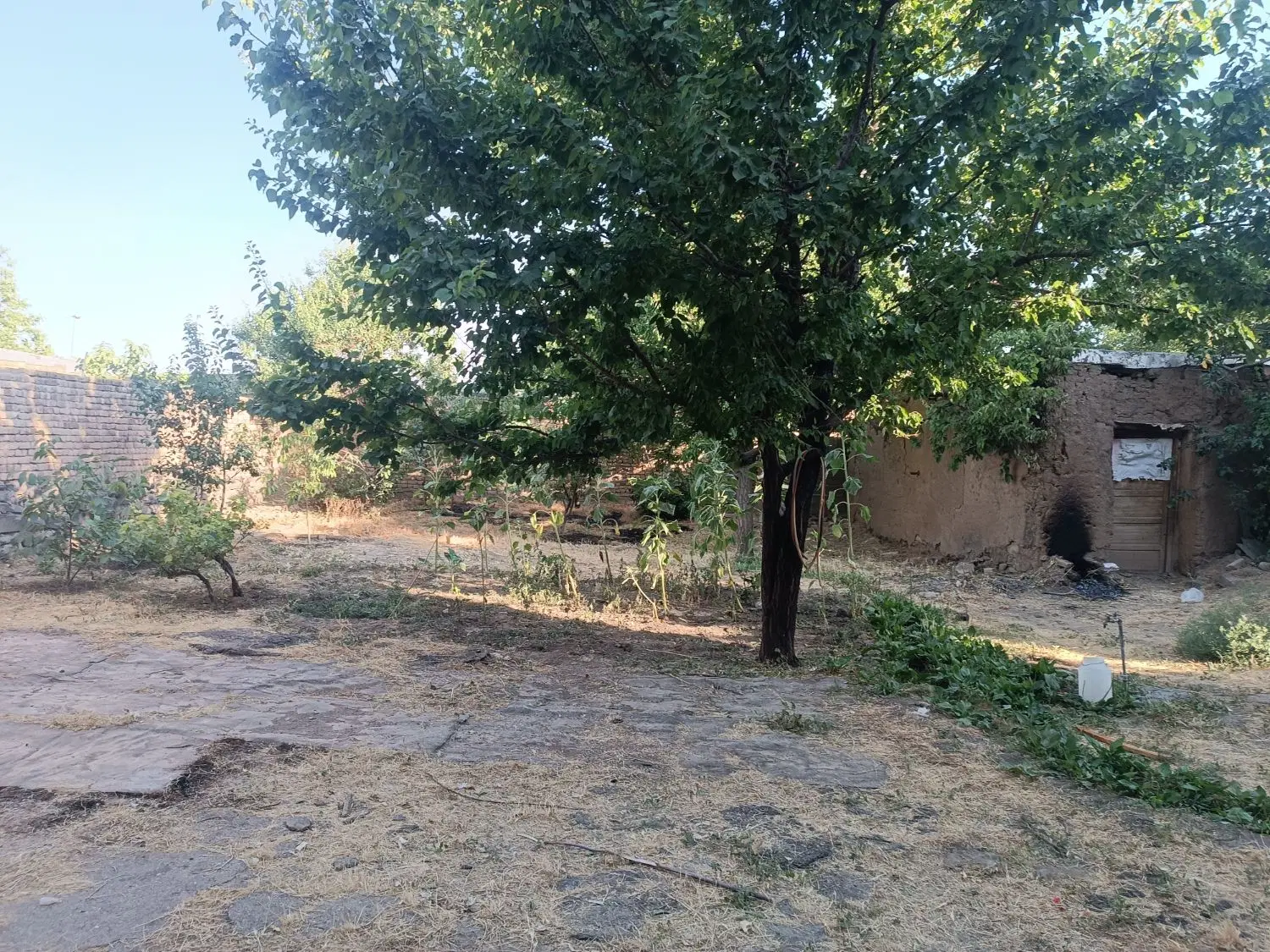 فروش منزل ویلایی در تویسرکان روستای اشترمل