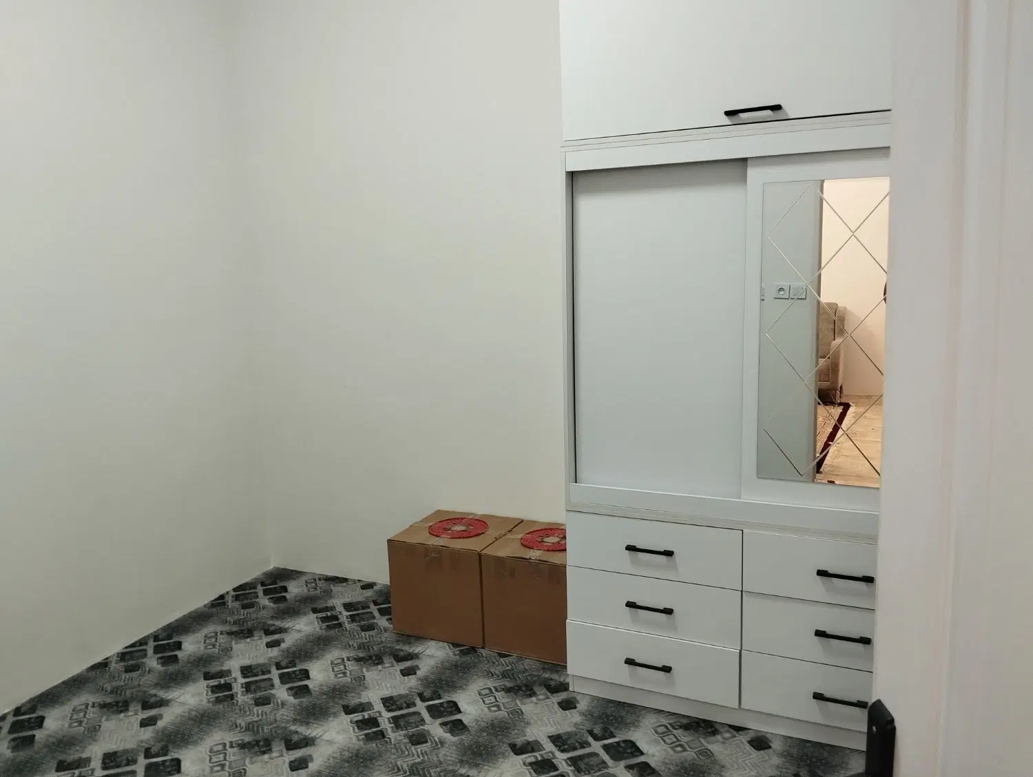 آپارتمان 85 متری مرتضی گرد