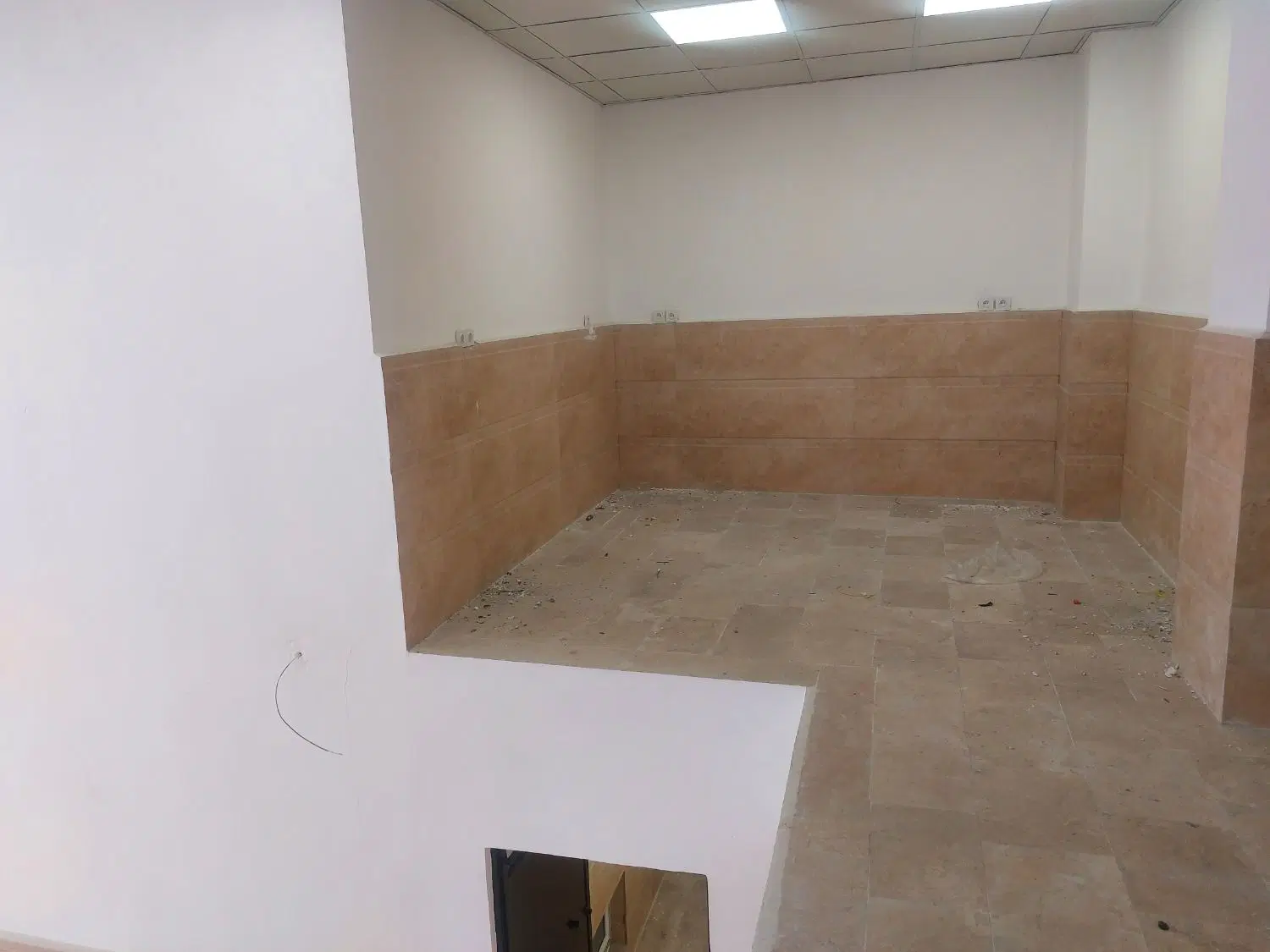 اجاره مغازه بر اصلی تنکابن