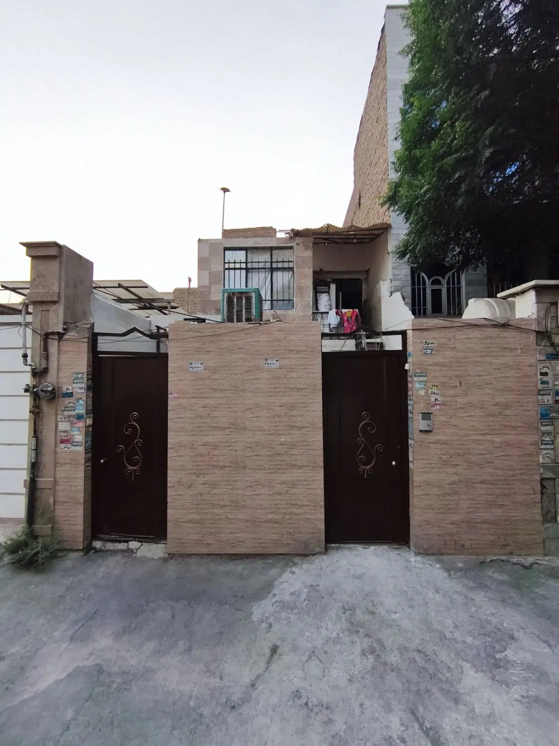 ملک کلنگی به قیمت