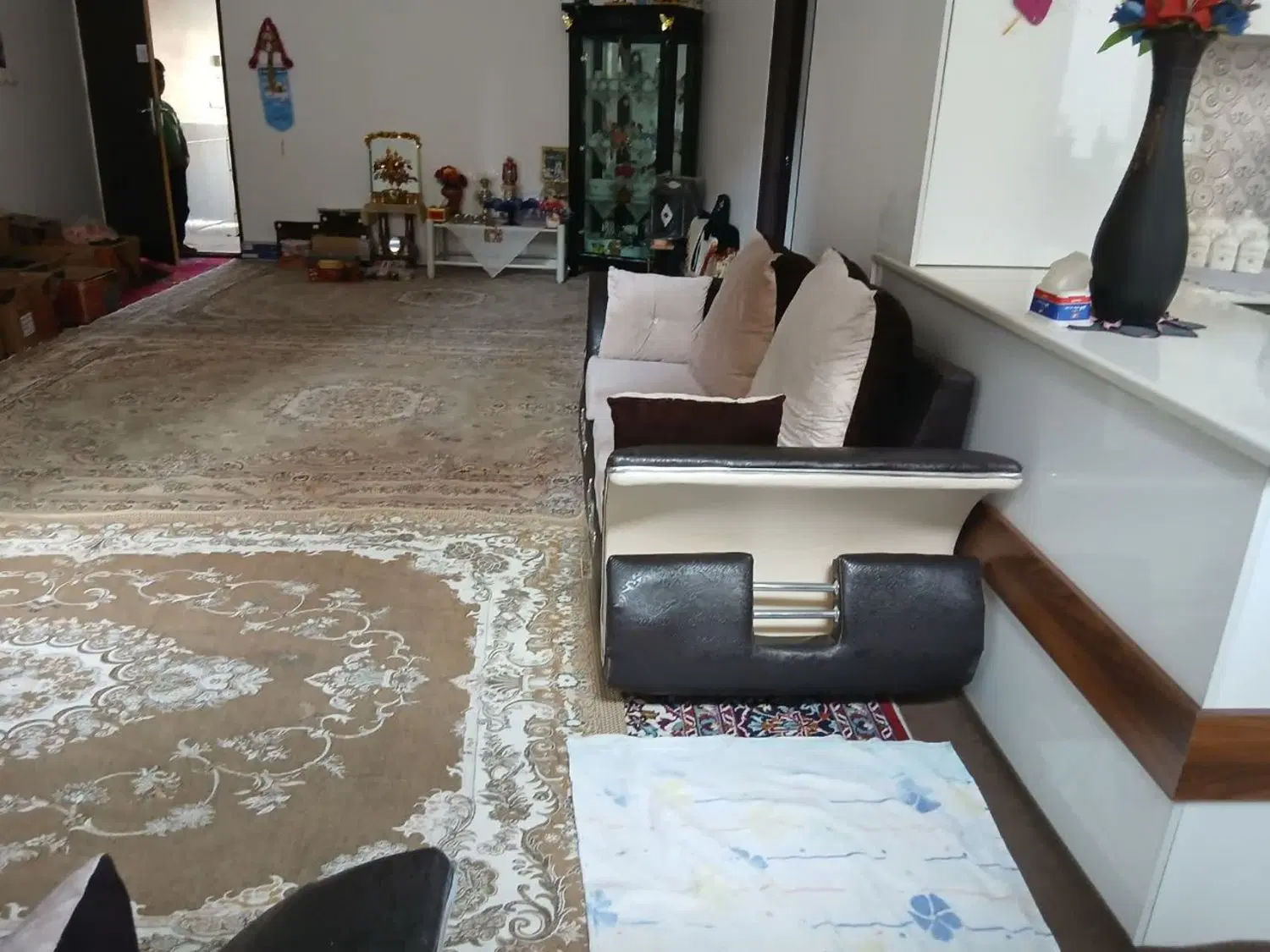 منزل همکف حیاط دار