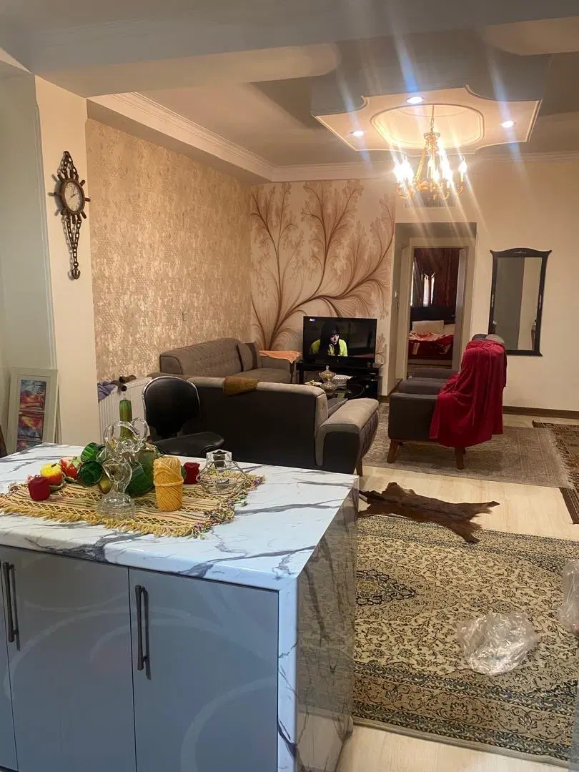 ۷۳مترگلبرگ غربی