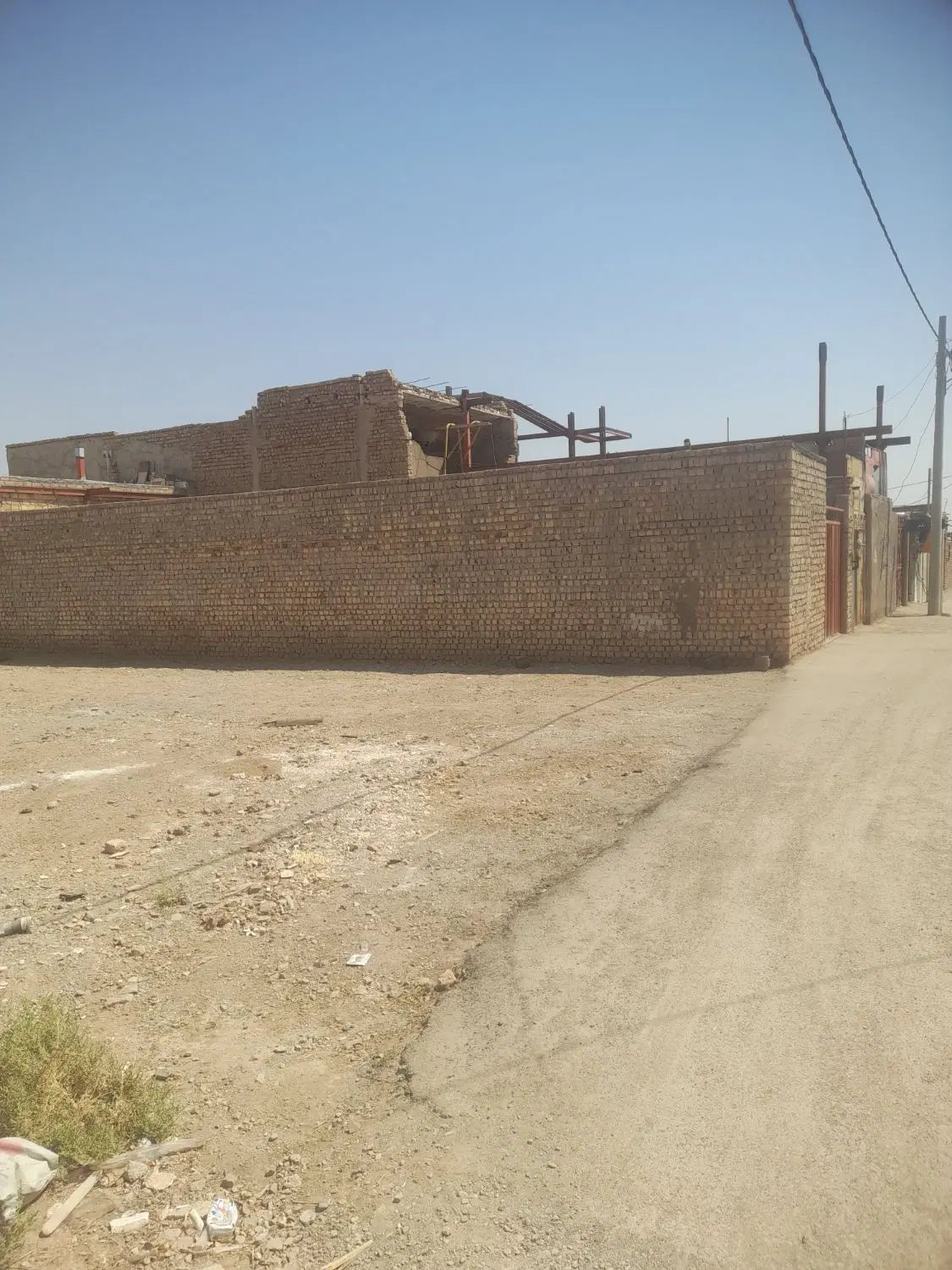 زمین ۱۲۰متری.قیمت مناسب
