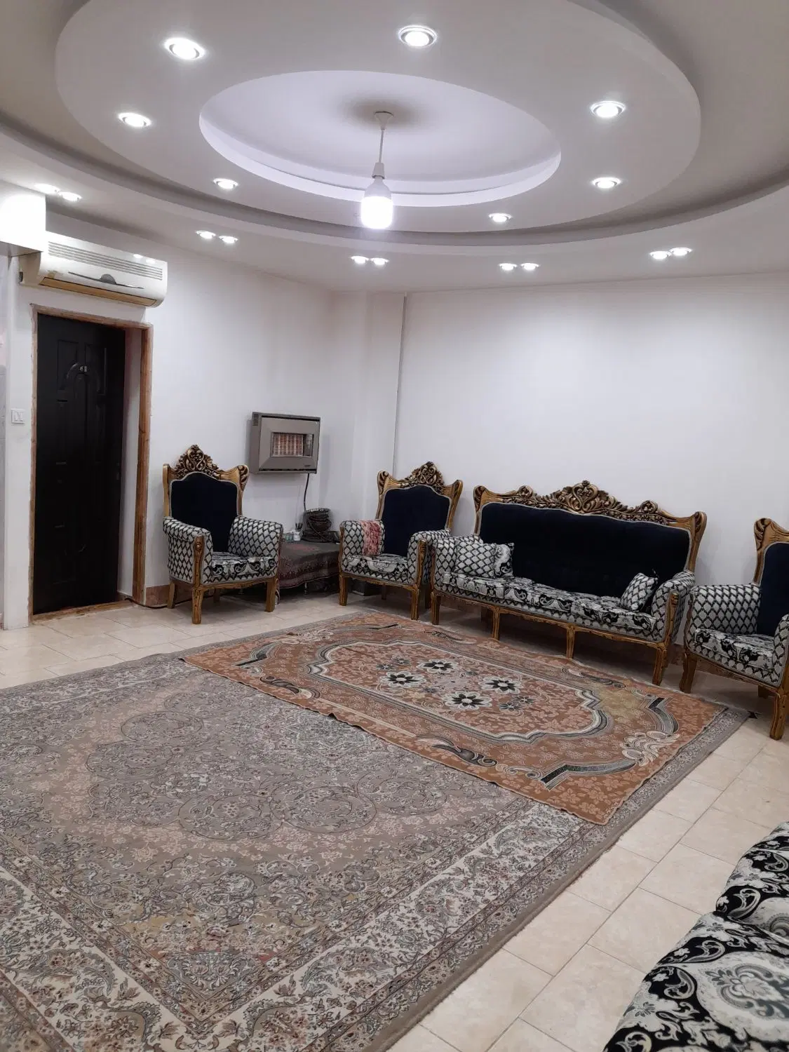 یک واحد اجاره آپارتمان