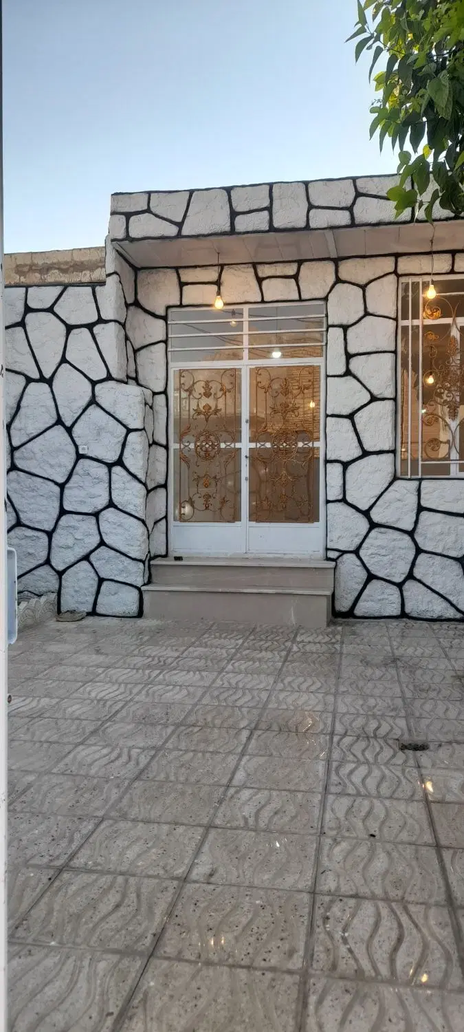 خانه ویلایی به متراژ ۱۰۰شهرک نوکان