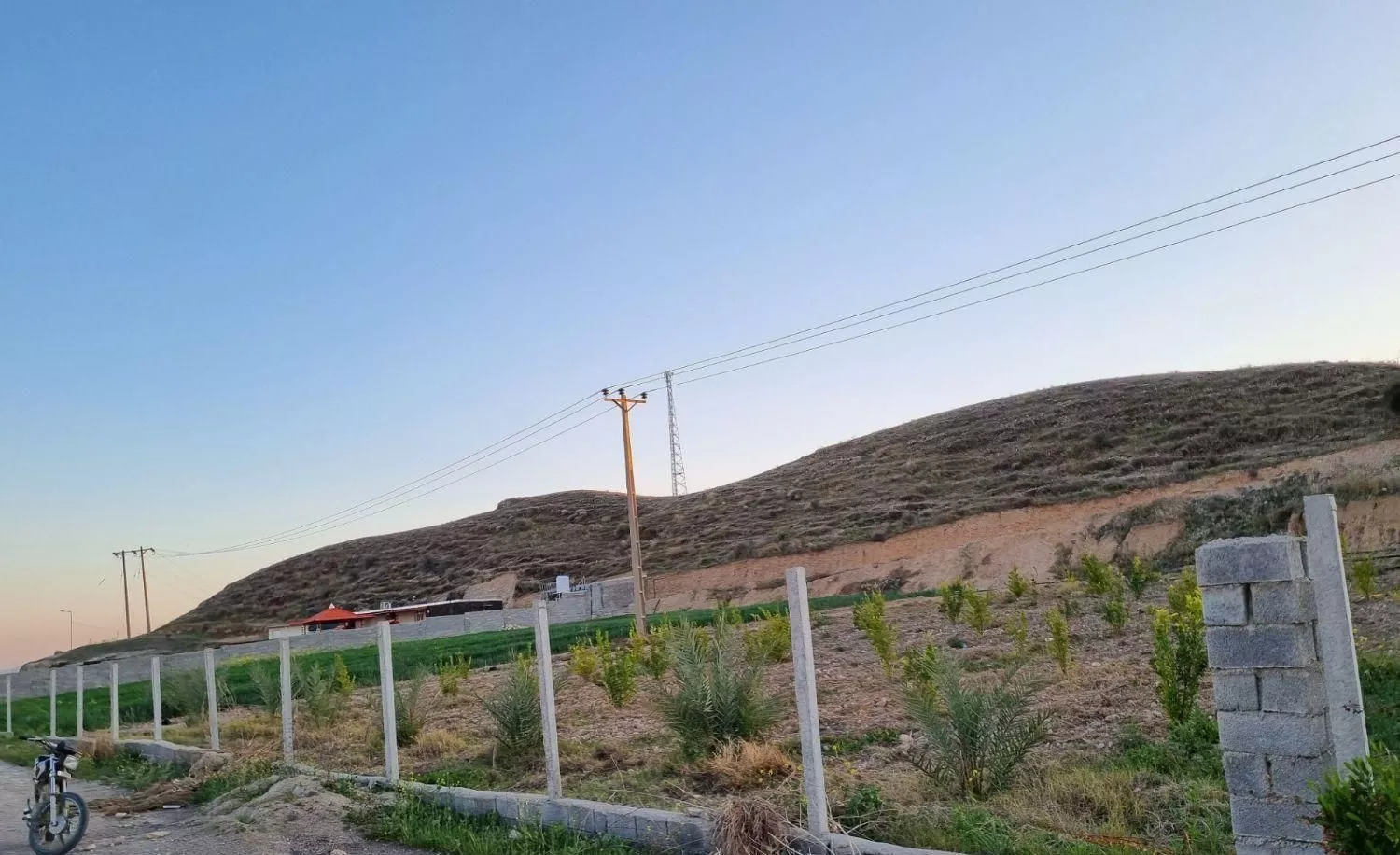 زمین باغی ۱۸۰۰ متری  ویلاسازی سرمایه