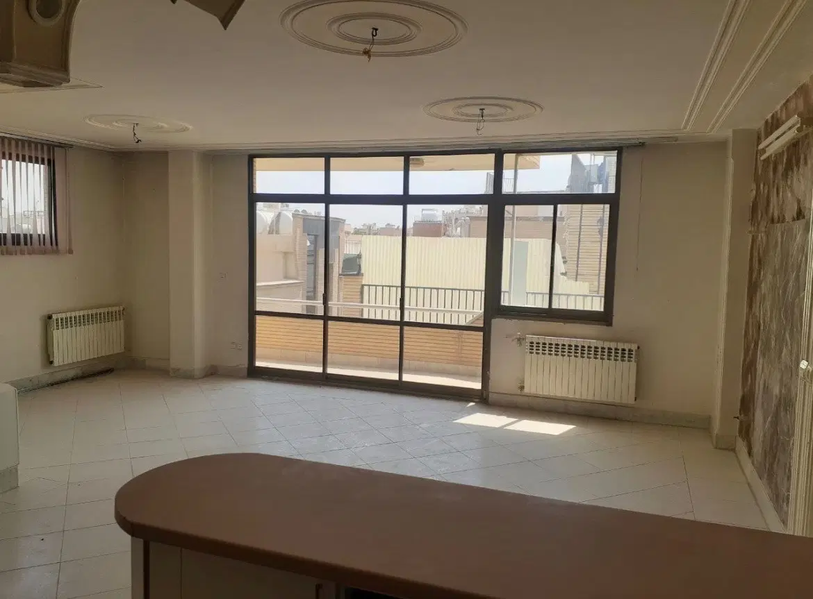 اپارتمان تک واحدی