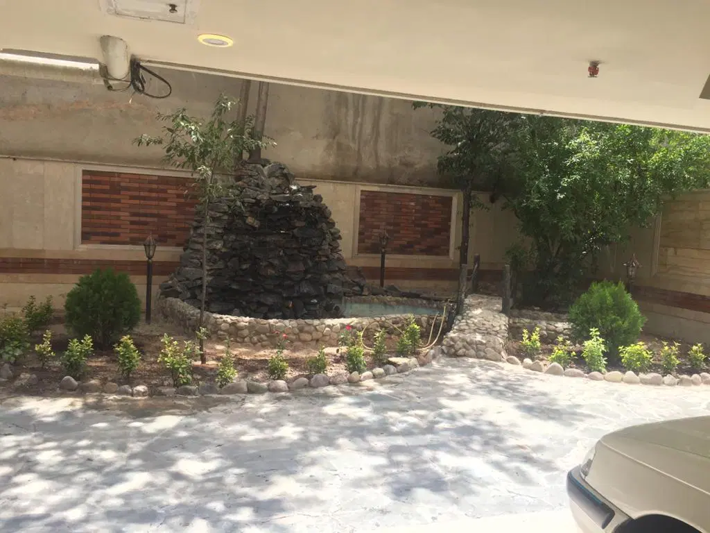 فلکه اول تهران پارس