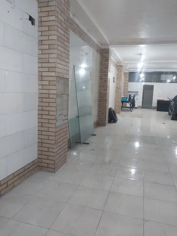 مغازه ۱۲۳ متر کوهپایی میخک دوم اوایل کوچه