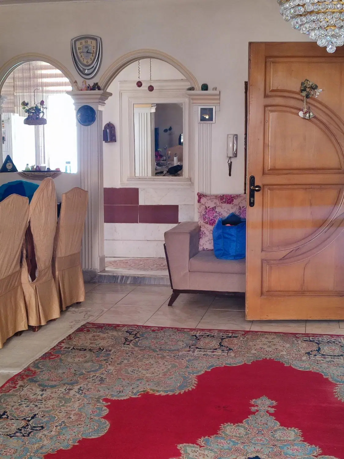 ۱۰۸ متر تک‌واحدی  طبقه دوم خوش‌نقشه و دلباز