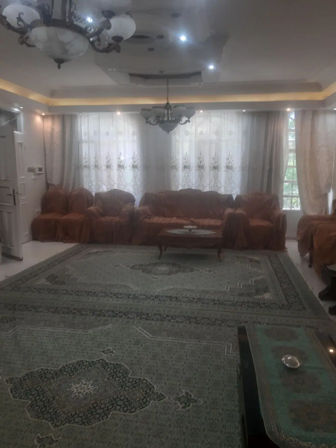 دو طبقه و مغاز تجاری خوااهشا فقط مصرف کنند