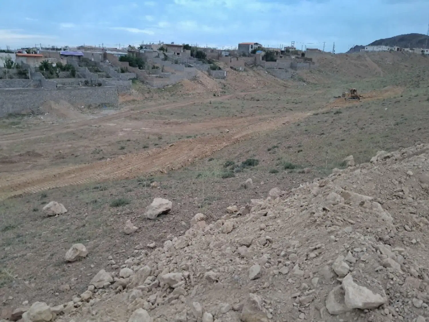 زمین چاج